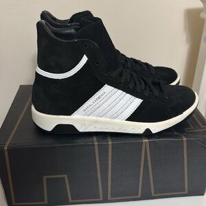 Unisex high top sneakers